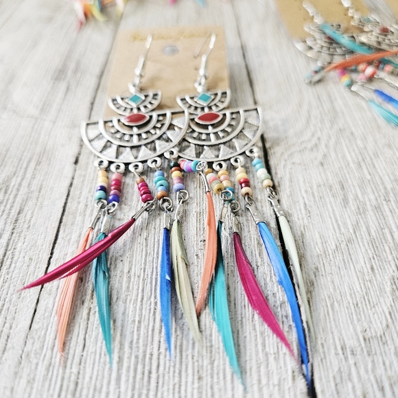 8 Pairs of Bohemian Style Colorful Feather Fashion Jewelry Earrings Lot Costume - Picture 2 of 16